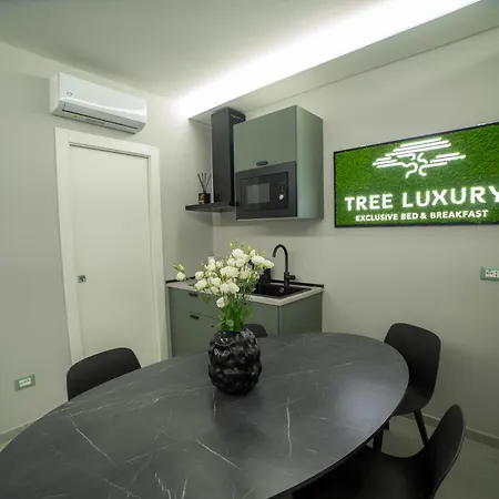 Πανσιόν Tree Luxury 3*